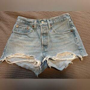 Size 26 Levi’s 501 Shorts